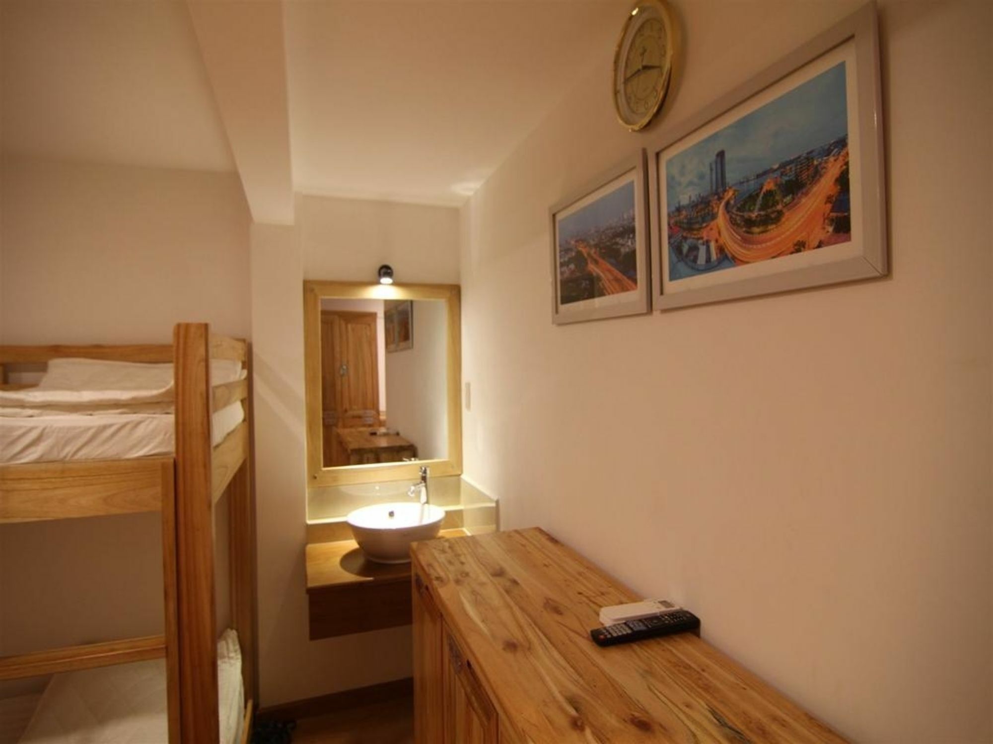 New Saigon Hostel 2 Хошимин Екстериор снимка
